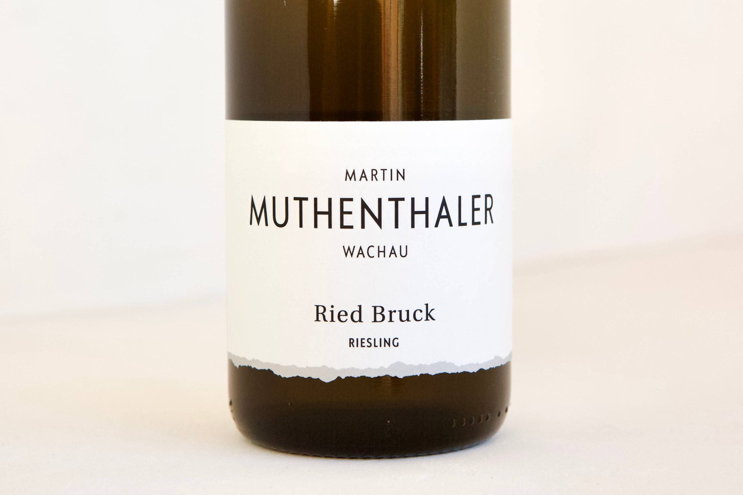 Bottle of Martin Muthenthaler Riesling Ried Bruck with white label