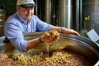 Fritz Wieninger working in the Hajszan Neumann cellar