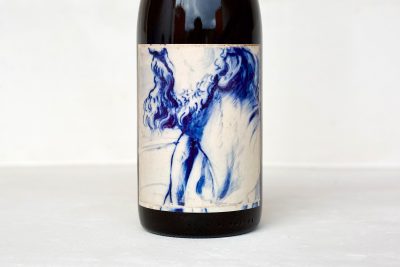 Vizinho Vinhateiro Tinto Portuguese red wine bottle with blue watercolor artistic label