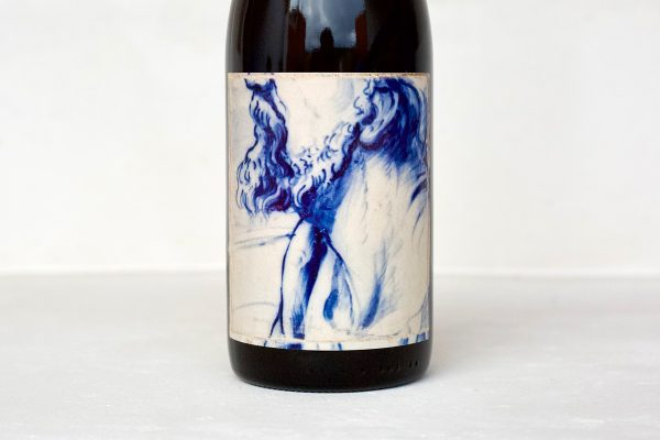 Vizinho Vinhateiro Tinto Portuguese red wine bottle with blue watercolor artistic label