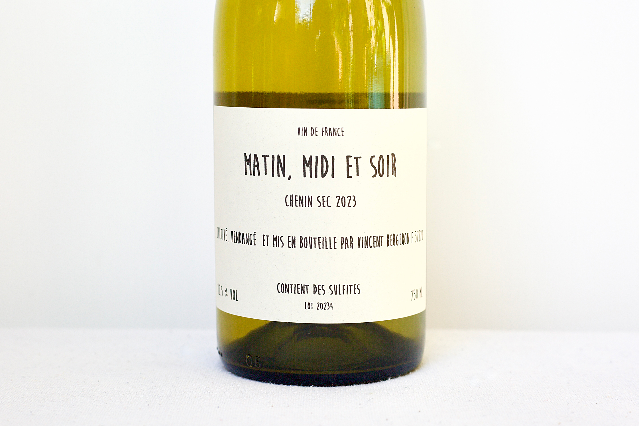 A bottle of Vincent Bergeron Matin, Midi et Soir